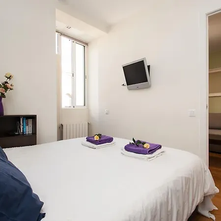Gracia Garden Apartment *